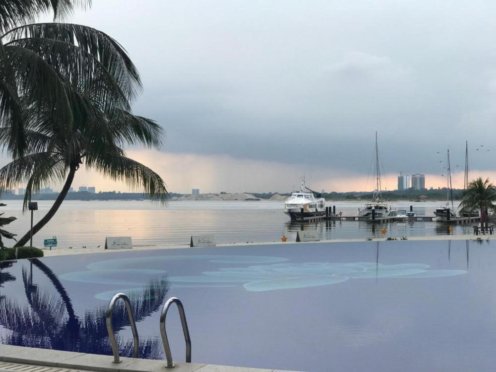 Cozy Home Country Garden At Dangabay Of Jb, Free Wifi And Streaming Johor Bahru Extérieur photo