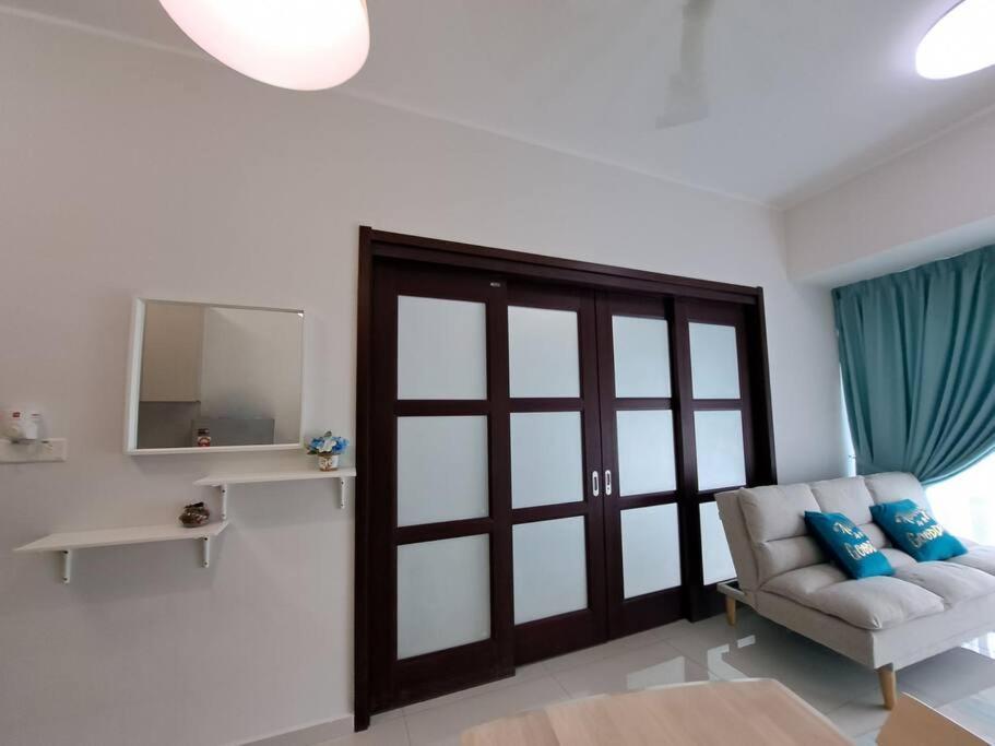 Cozy Home Country Garden At Dangabay Of Jb, Free Wifi And Streaming Johor Bahru Extérieur photo